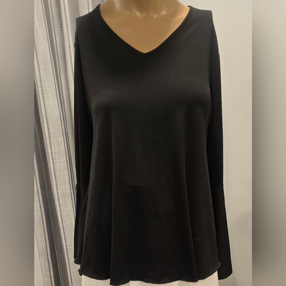 990 Chelsea & Theodore Swing Top Women Med Shirt Black Relax Work Office Casual